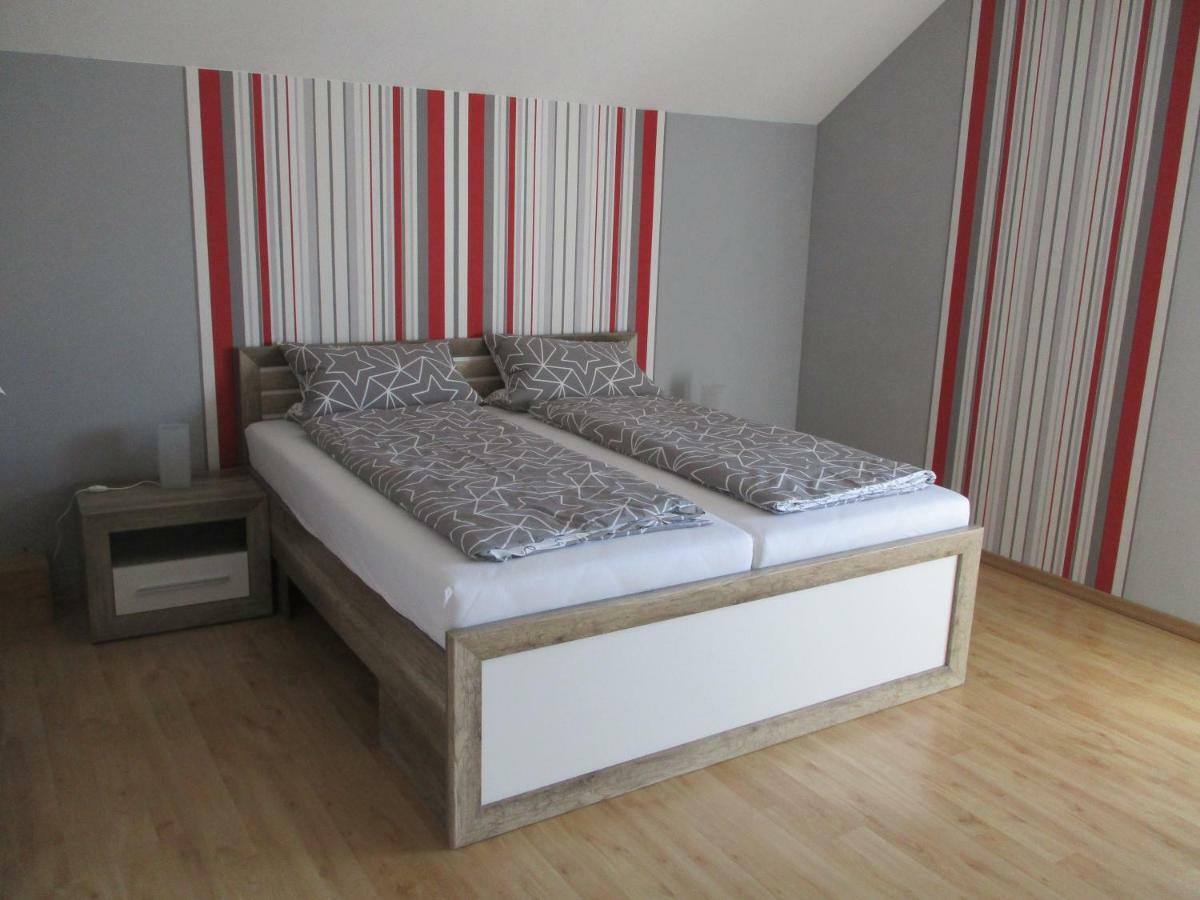 Ferienwohnung Am Osterberg Liebenau  エクステリア 写真
