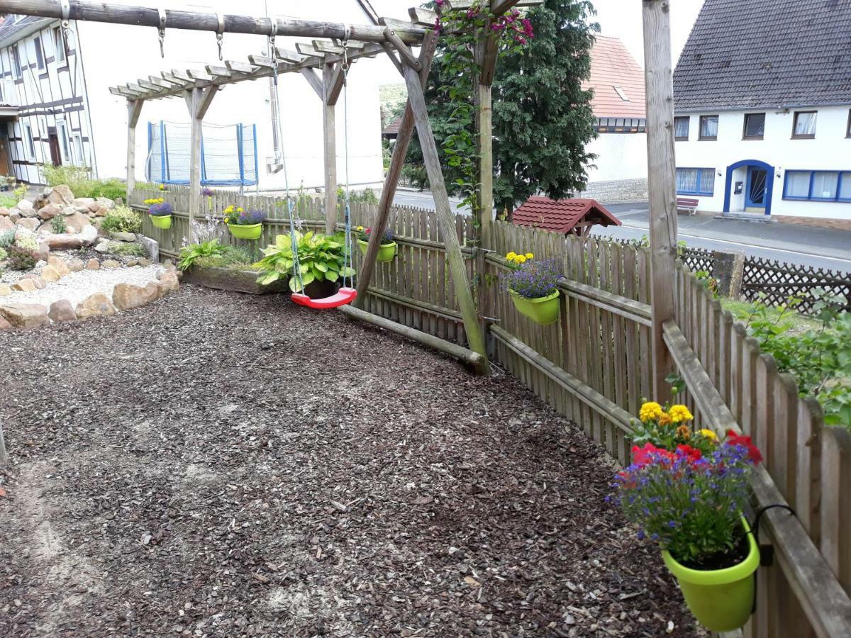 Ferienwohnung Am Osterberg Liebenau  エクステリア 写真